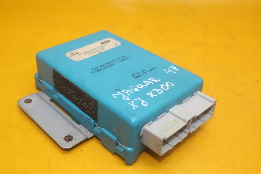 МОДУЛЬ СЕНСОР AIRBAG JAGUAR XJ X300 LNA2278AA