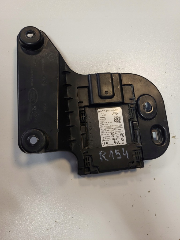 РАДАР СЕНСОР РУЧКА ЛІВИЙ ДАТЧИК МЕРТВОГО ПОЛЯ JAGUAR F-PACE M8D2-14F152-AD