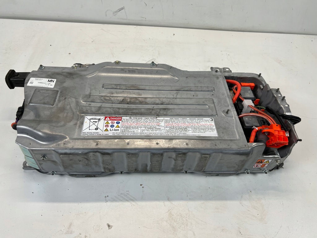 TOYOTA YARIS IV АККУМУЛЯТОРНА БАТАРЕЯ КОМПЛЕКТ G9280-K0010