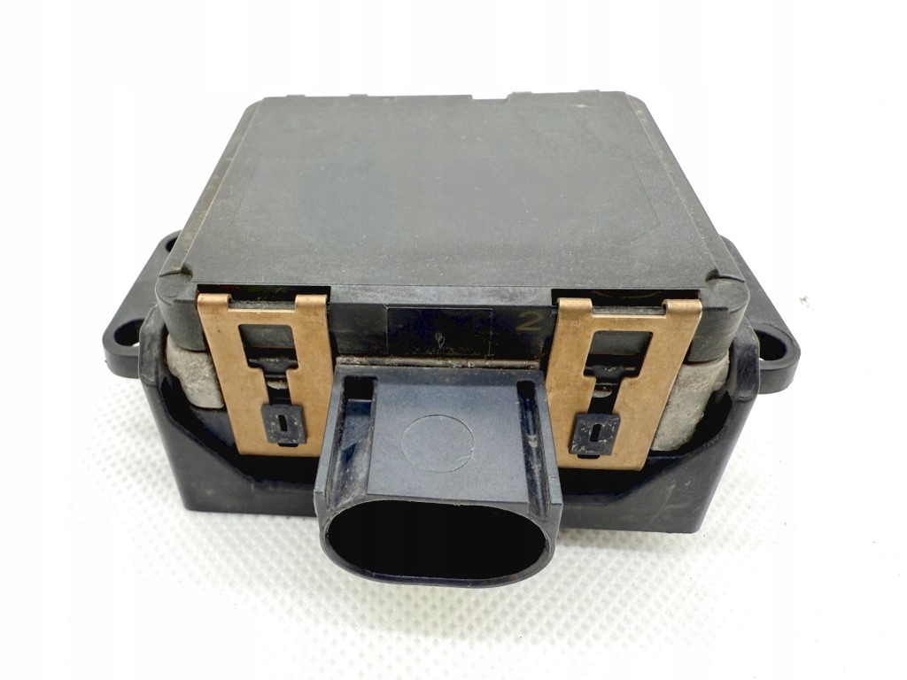 # РАДАРНИЙ ДАТЧИК ACC JAGUAR I-PACE J9D3-9G768-AF #