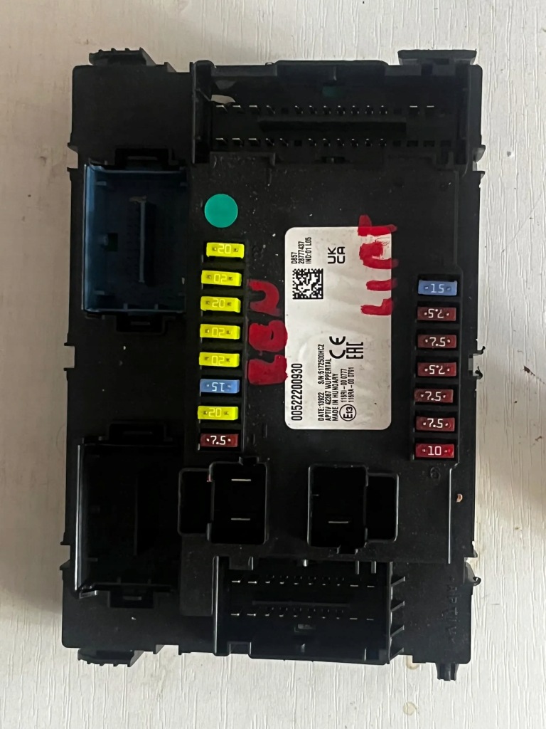 JEEP RENEGADE БЛОК ЗАПОБІЖНИКІВ BSI 1.3 ГІБ. 2021-