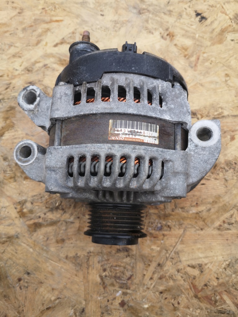 JEEP GRAND CHEROKEE WK2 6.4 ALTERNATOR P04801834AB
