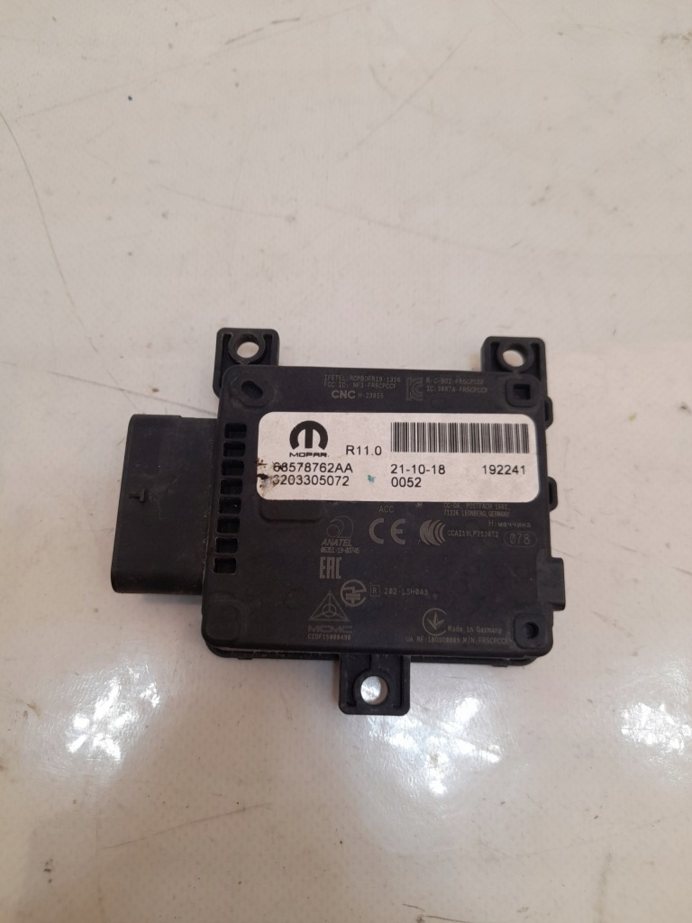 Jeep Compass II LIFT 21 - Датчик радара Distronic 68578762AA США