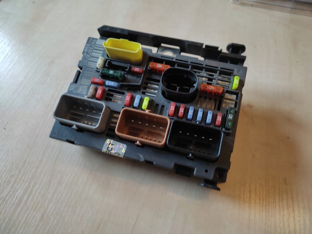 Блок запобіжників Контролер Модуль BSM 9675878780 Peugeot Citroen *ф/в*