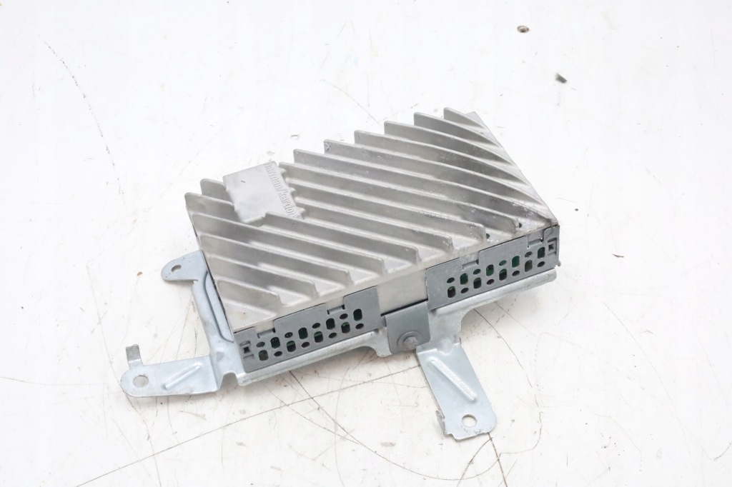 ПІДСИЛЮВАЧ ЗВУКУ HARMAN/KARDON 6836346 BMW X1 F48 15-22