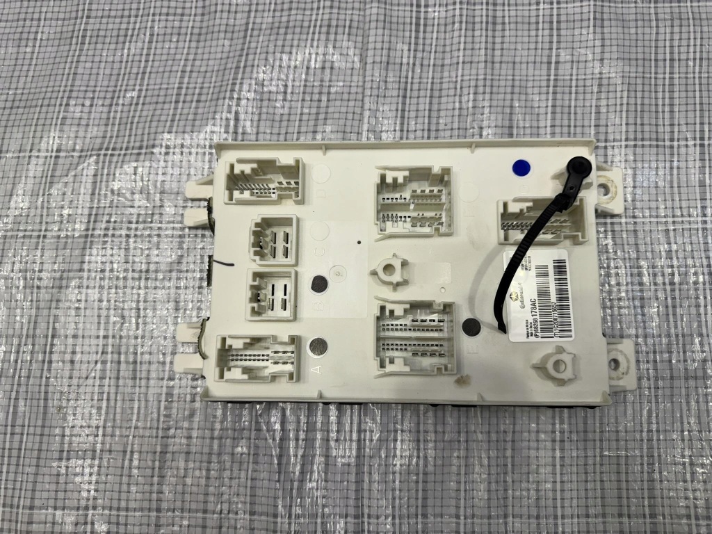 БОДІ КОМПЮТЕР BSI JEEP WRANGLER JL 68268178AC