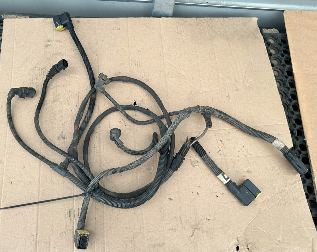 ВСТАНОВЛЕННЯ ЛАМПИ ФАР DAF