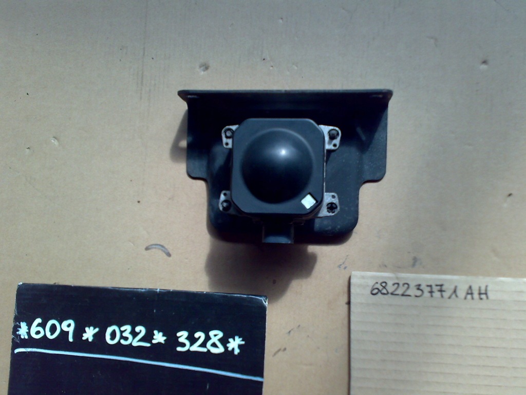 ДЖИП GRAND CHEROKEE WK2 DODGE DURANGO 2014 - РАДАР ACC DISTRONIK ПЕРЕДНІЙ