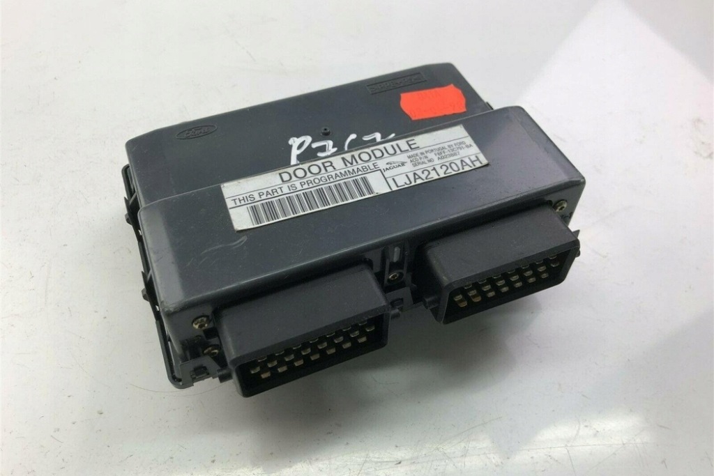 Модулі JAGUAR XJ (X308) F8FF13C791BA 2000