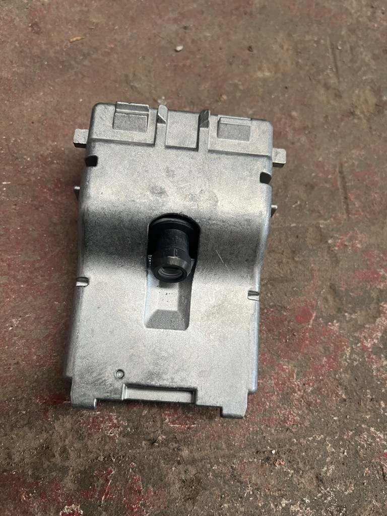 КАМЕРА РАДАР ПЕРЕДНІЙ JEEP GRAND CHEROKEE WK2 68251681AF