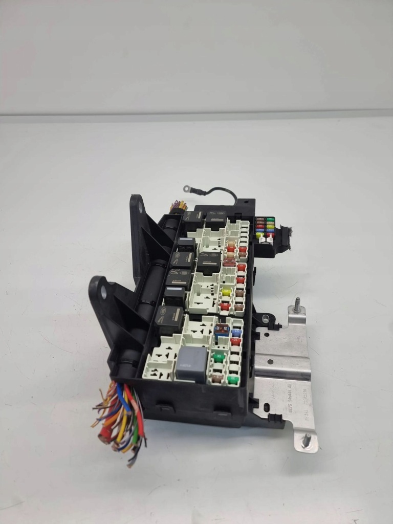 JAGUAR XF X260 КОРОБКА ЗАПОБІЖНИКІВ GX73 14C445 AA