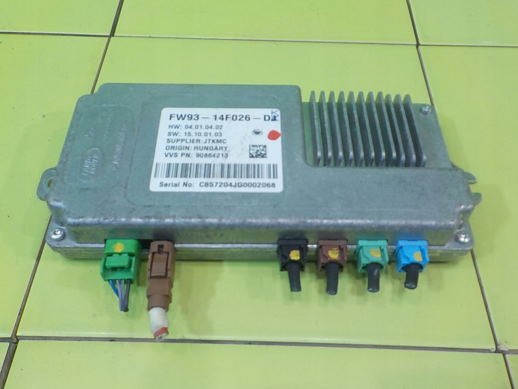 JAGUAR XE 2.0 D 15r СЕДАН 4D модуль драйвер камери FW93-14F026-DJ