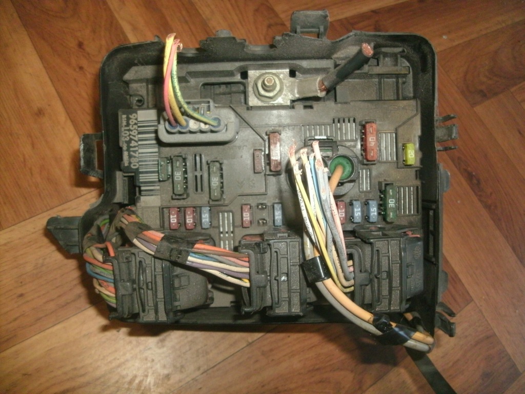 МОДУЛЬ BSM CITROEN C3 PEUGEOT 207 9659741780 Л03