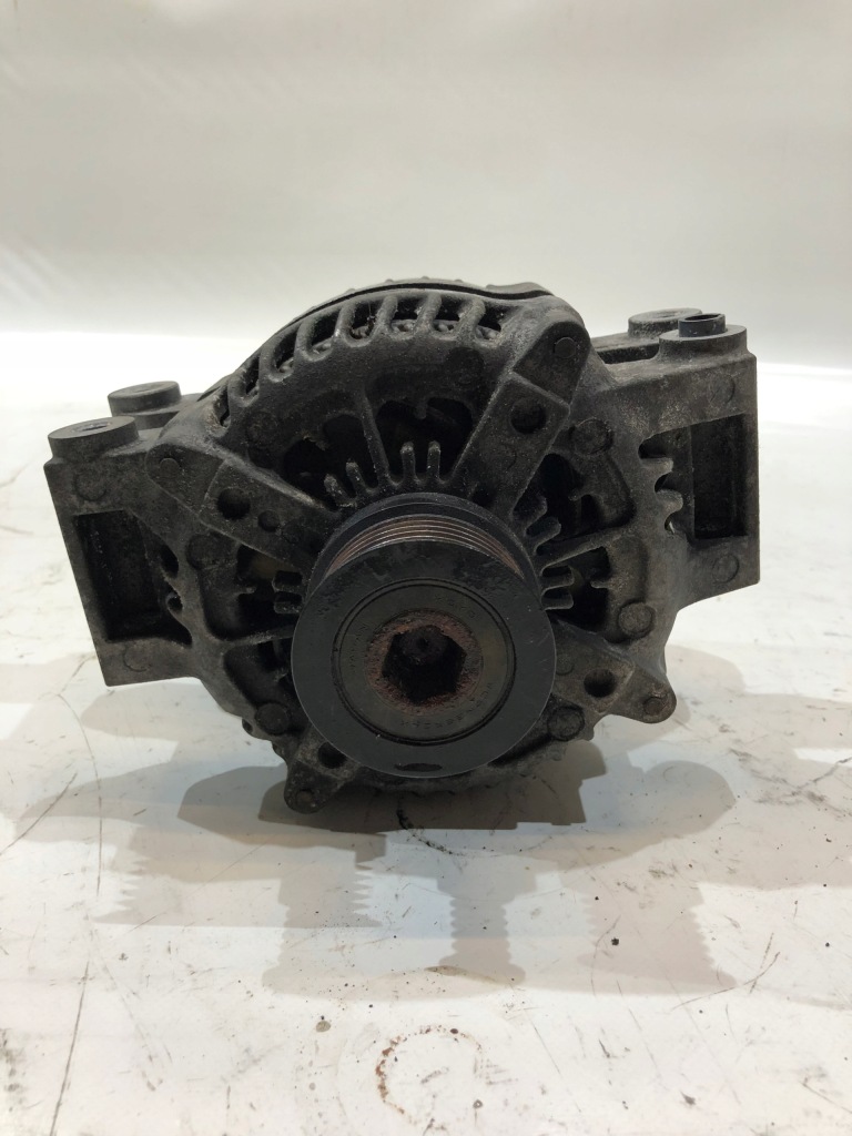 ГЕНЕРАТОР СТАНДАРТНОГО ВИМІРУ ДЖИПА GRAND CHEROKEE 3.0CRD