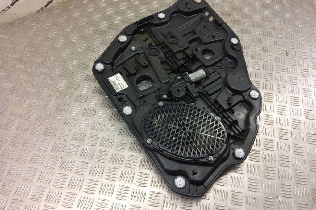 Склопідйомник задніх правих дверей JEEP RENEGADE OFF-ROAD (BU)