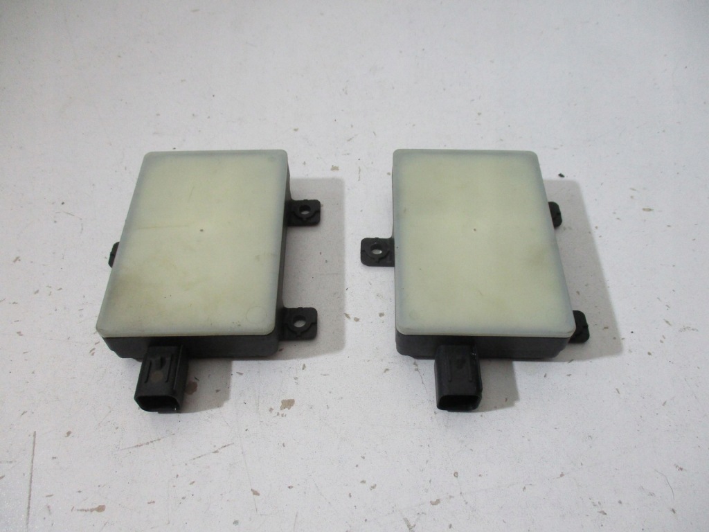 Модуль радар-сенсор Jaguar Land Rover J9C3-14F152-AJ