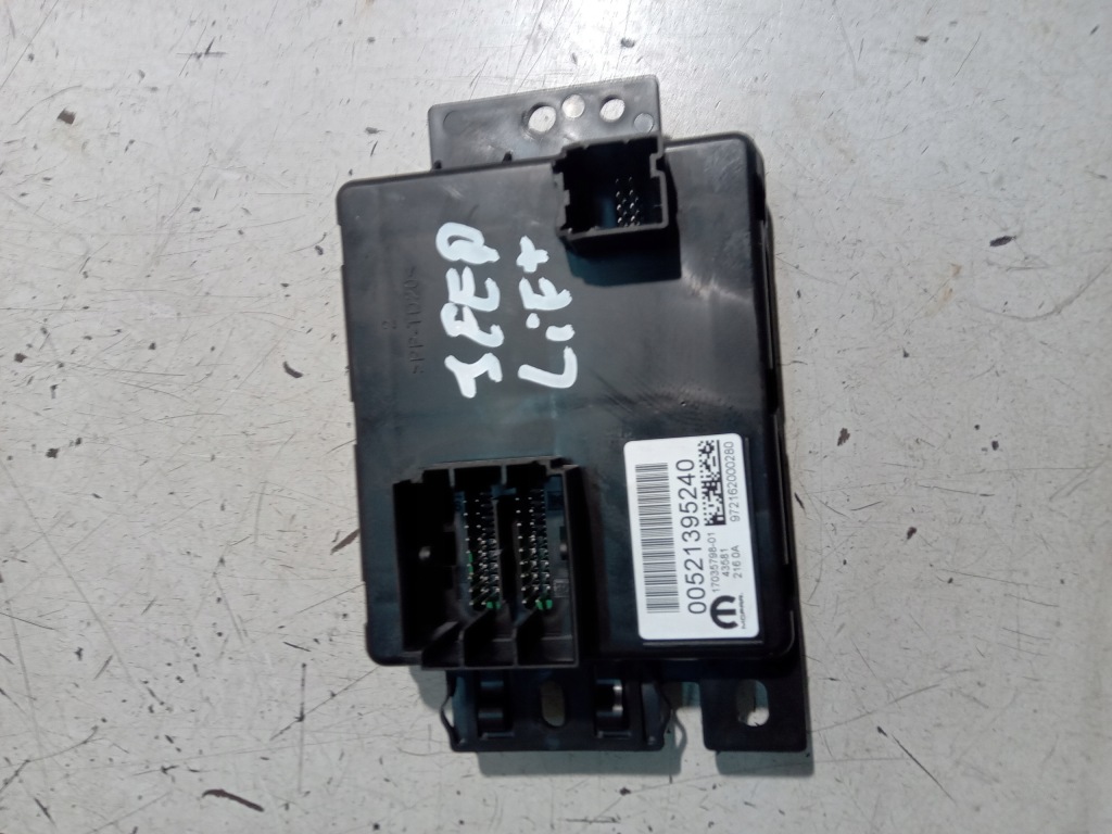 JEEP RENEGADE МОДУЛЬ КОНТРОЛЕРУ ПІДХОДУ 00521395240