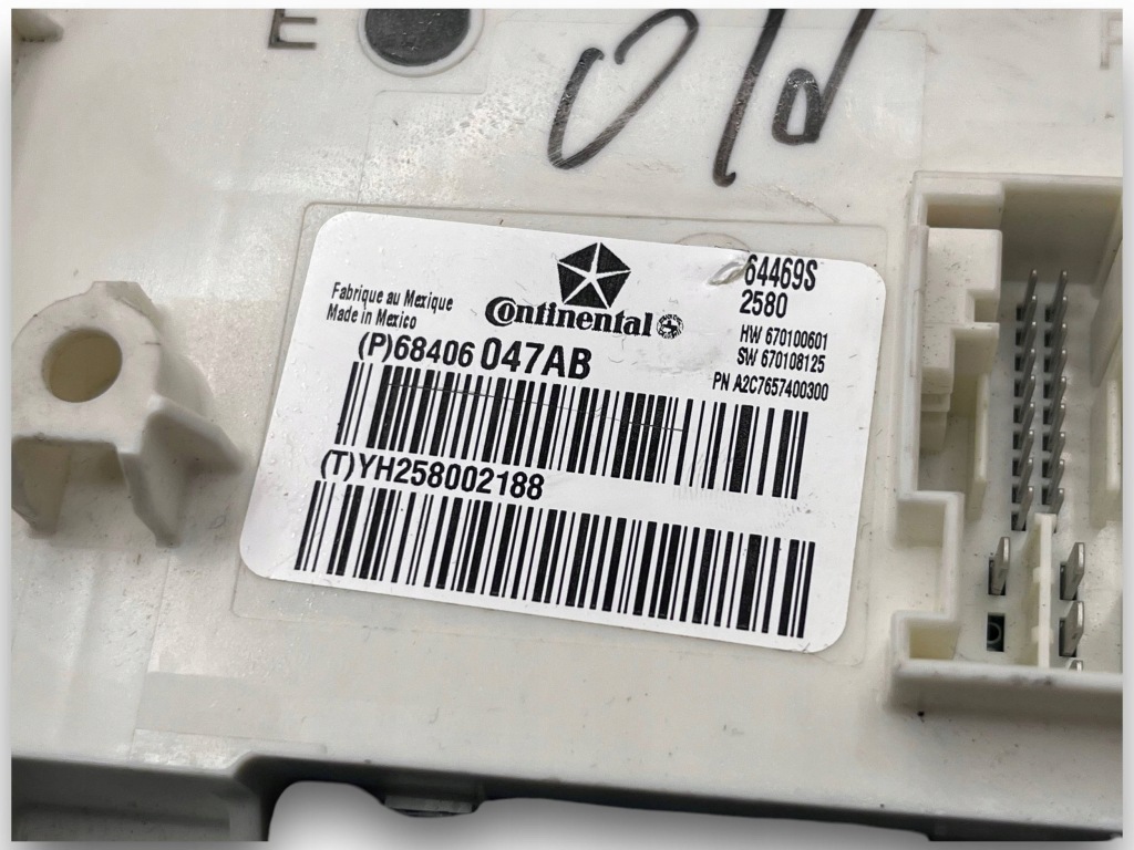 Maserati JEEP КОРОБКА ДРАЙВЕРА P68406047AB