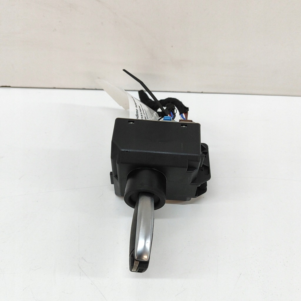 Infiniti Q30 2019 Станція