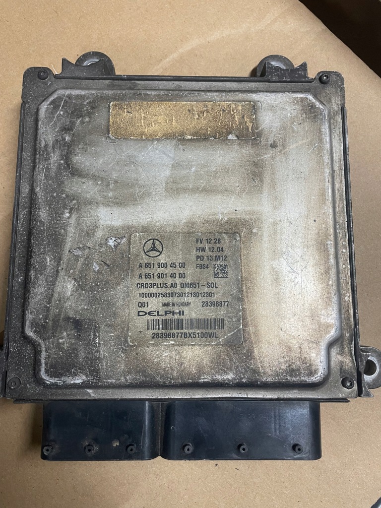 MERCEDES W205 КОМПЮТЕР ДВИГУНА УПРАВЛІННЯ ECU LEGAL