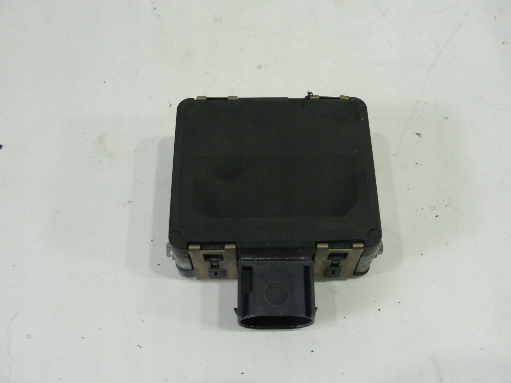 РАДАР ДАТЧИК DISTRONIC ACC HYUNDAI KIA J799110111