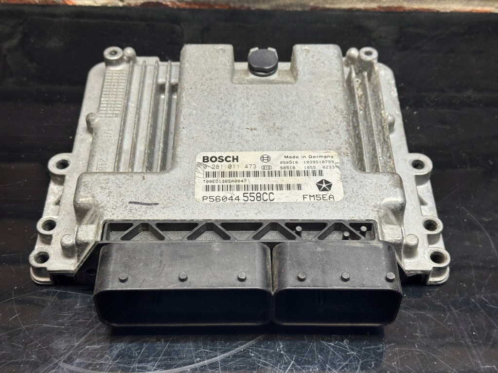 JEEP CHEROKEE КОМПЮТЕР КЕРУВАННЯ ДВИГУНОМ 0281011473 P56044558CC