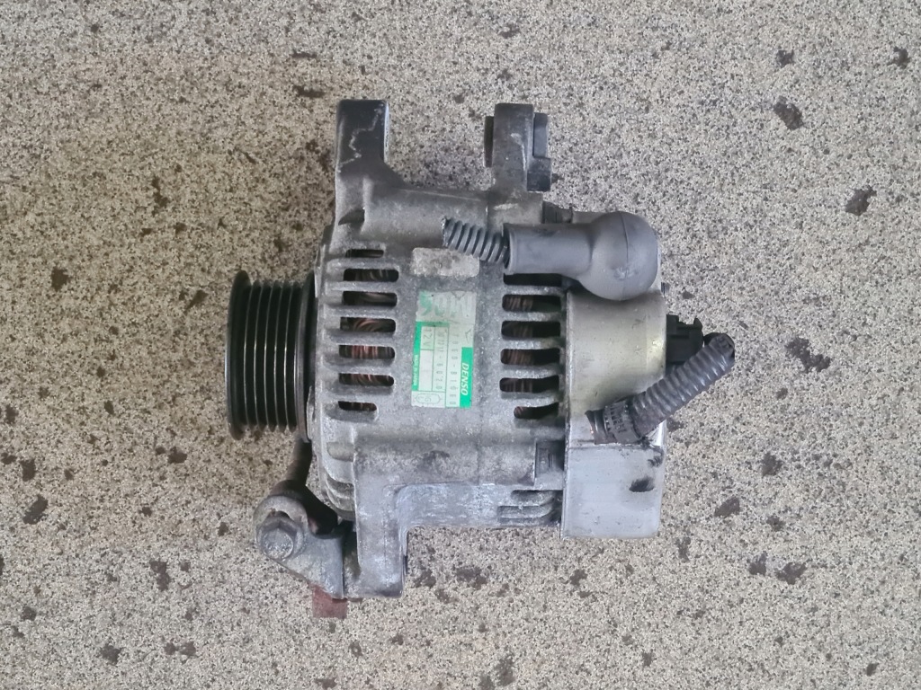 Генератор 27060-B1060 Daihatsu Cuore VII