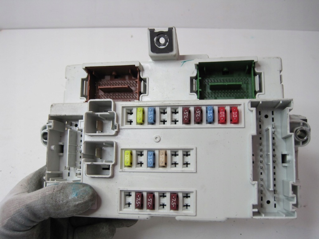 Модуль коробки BSI Jeep Cherokee P68236670AF