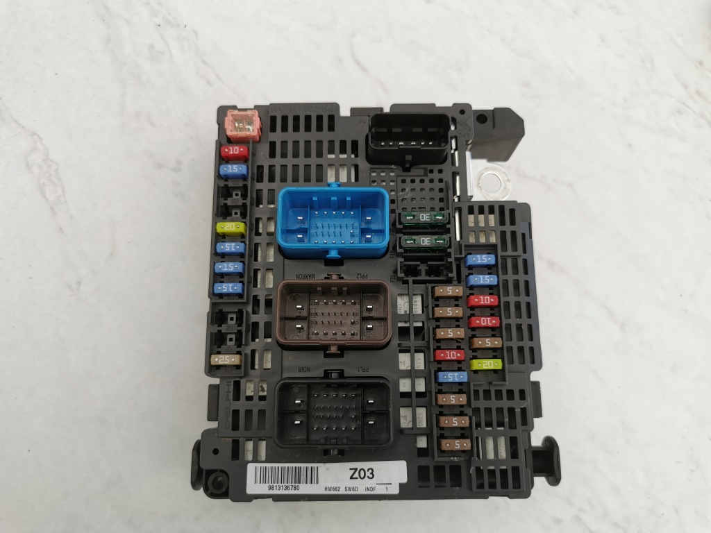 PEUGEOT CITROEN МОДУЛЬ КОРОБКИ BSM 9813136780 Z22