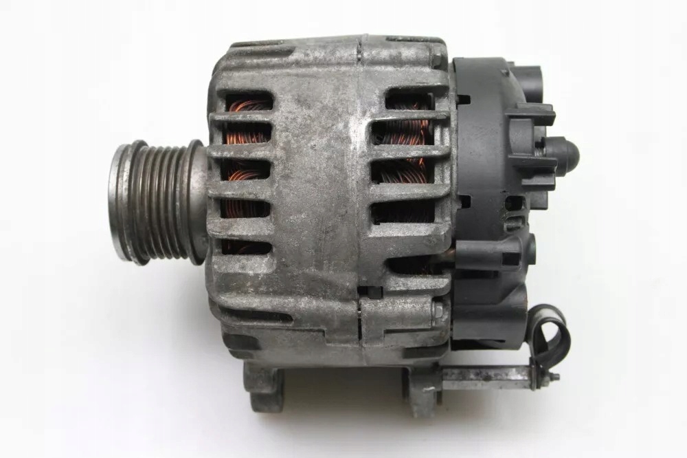 ГЕНЕРАТОР 04Л903023Л VOLKSWAGEN ГОЛЬФ MK7 2017 2.0 TDI