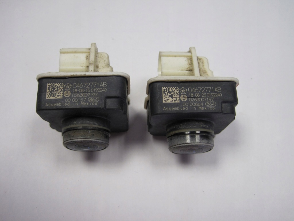 Камера заднього ходу JEEP COMPASS II 04672771AB