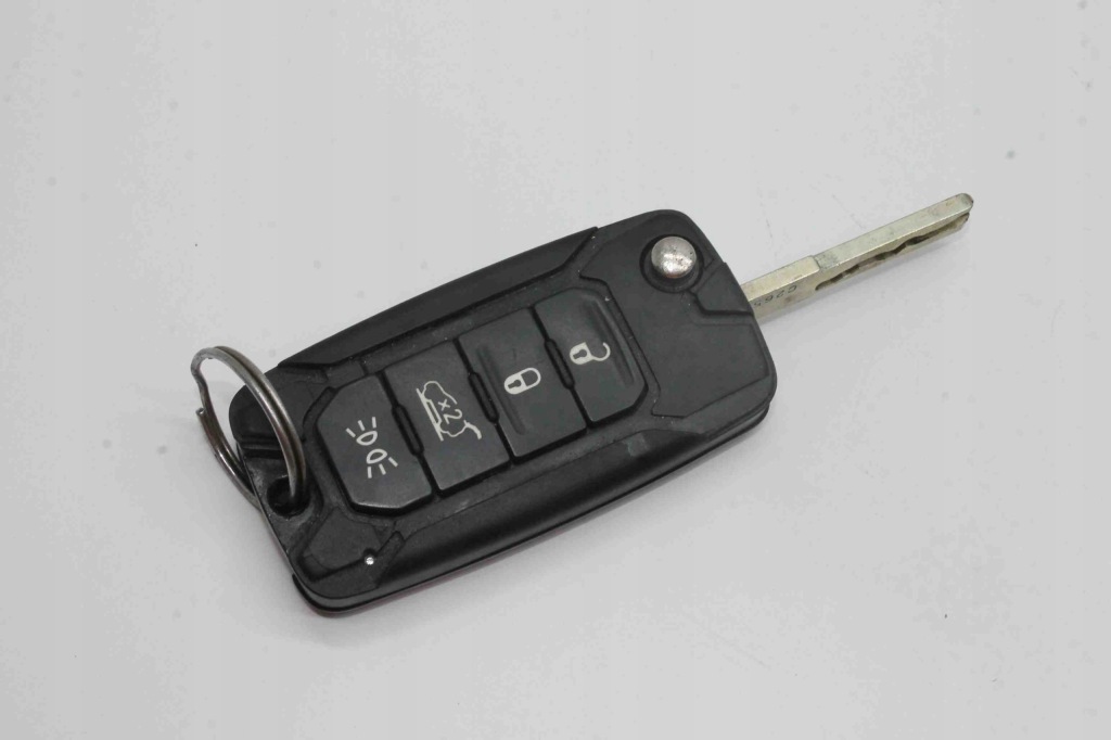 Ключ JEEP RENEGADE OFF-ROAD (BU) ADFTF15AM433TX 1.6L дизель 88kW 2015