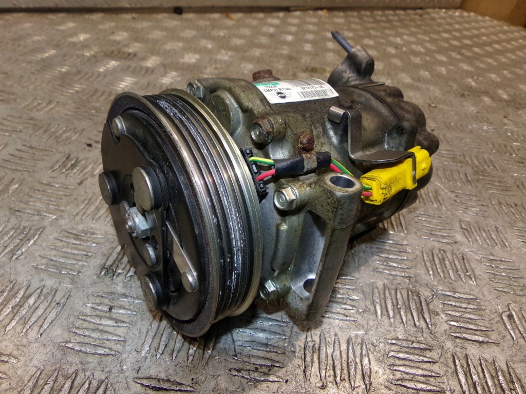 9213175 компресор кондиціонера Mini r55 r56 r59 r60 r61 n47n